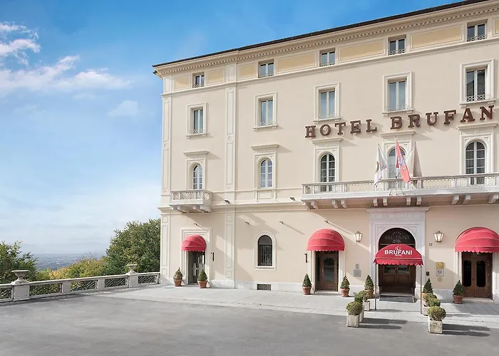 Resort: Sina Brufani